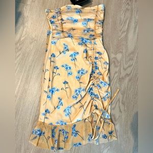 Pretty Little Things // Ditsy floral mesh bodycon dress (sold out online)